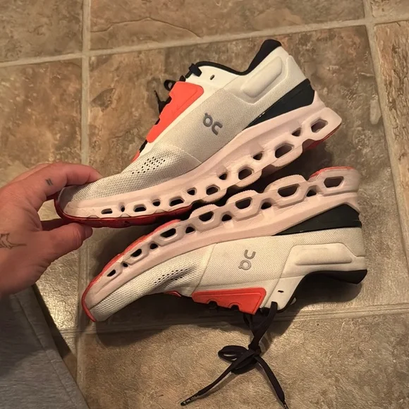 On Running Cloudstratus in White and Orange - Picture 3 of 3